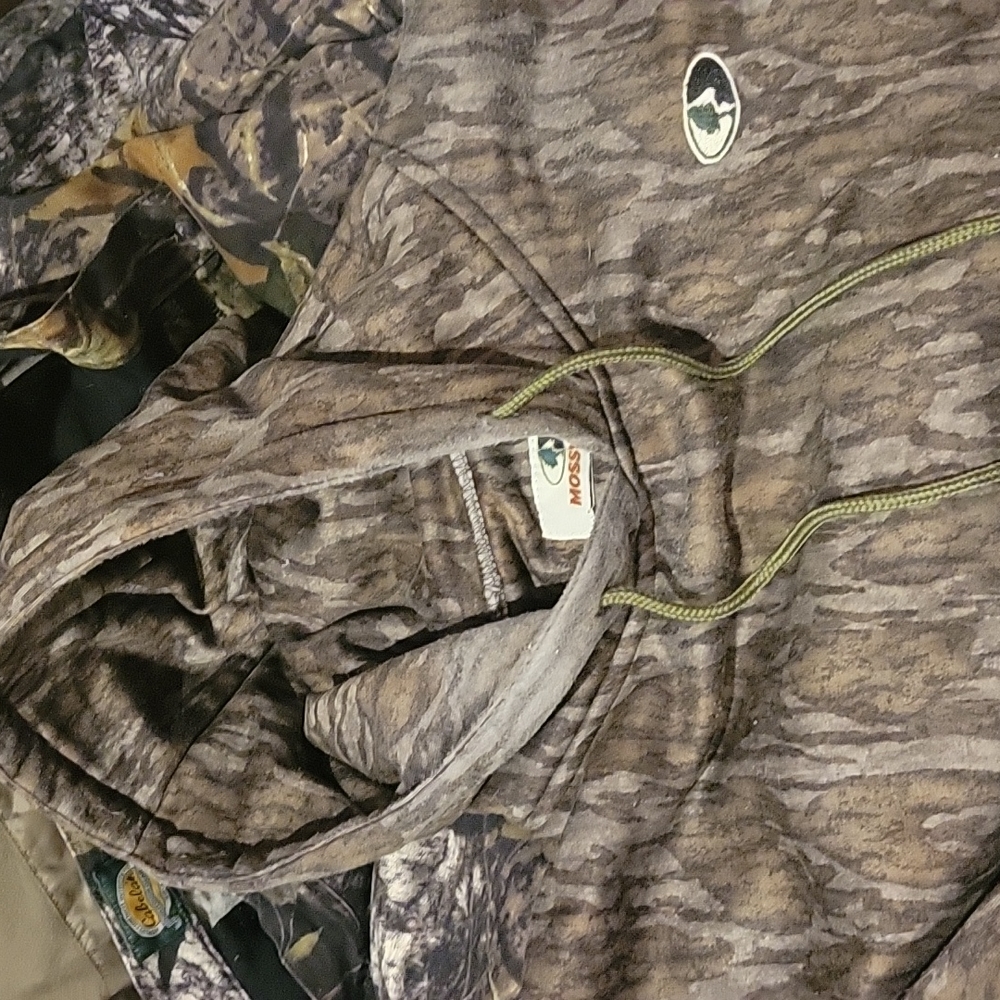Mossy oak hoodie